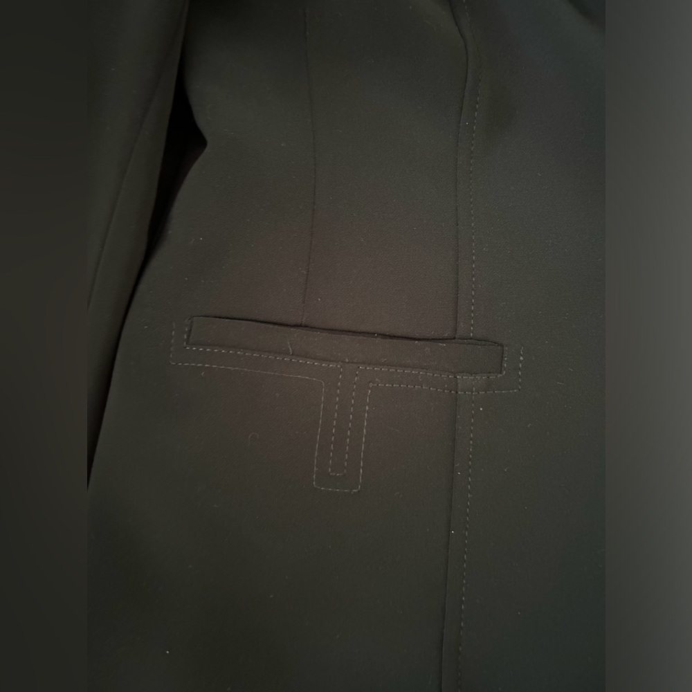 Black Blazer - Picture 3 of 3